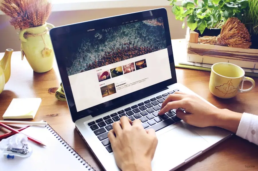 Honey-1.0，又一款簡潔優雅的WordPress個人博客主題